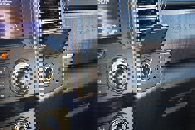 Certified 2021 Ford F350 Limited w/ FX4 Off-Road Package image 26