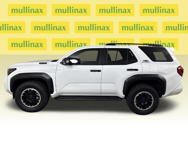 Used 2025 Toyota 4Runner 4WD image 2