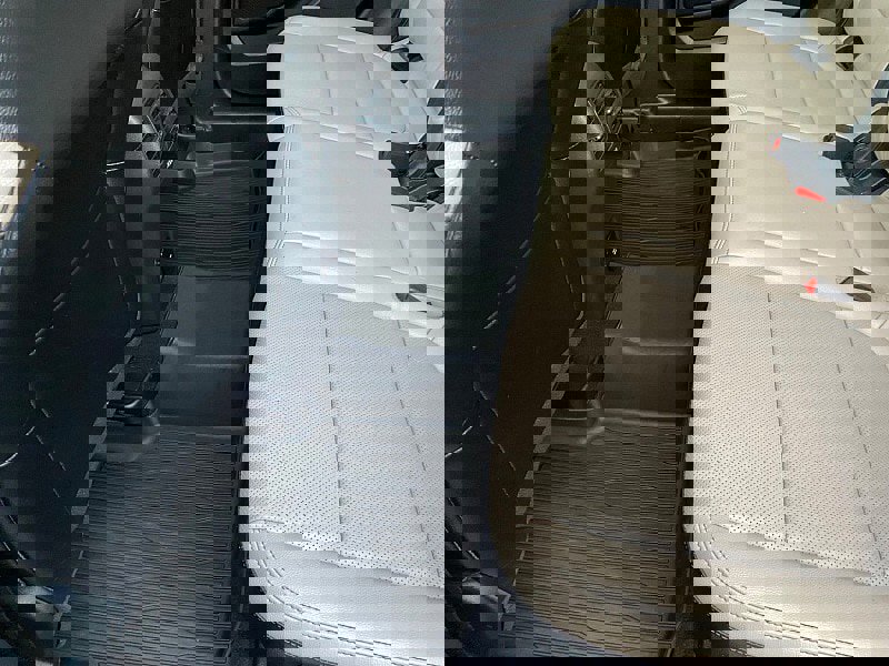 Certified 2020 Ford Escape Titanium w/ Titanium Premium Package 2.0 image 30