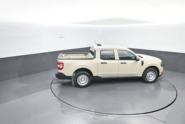 Certified 2025 Ford Maverick XL FWD image 30
