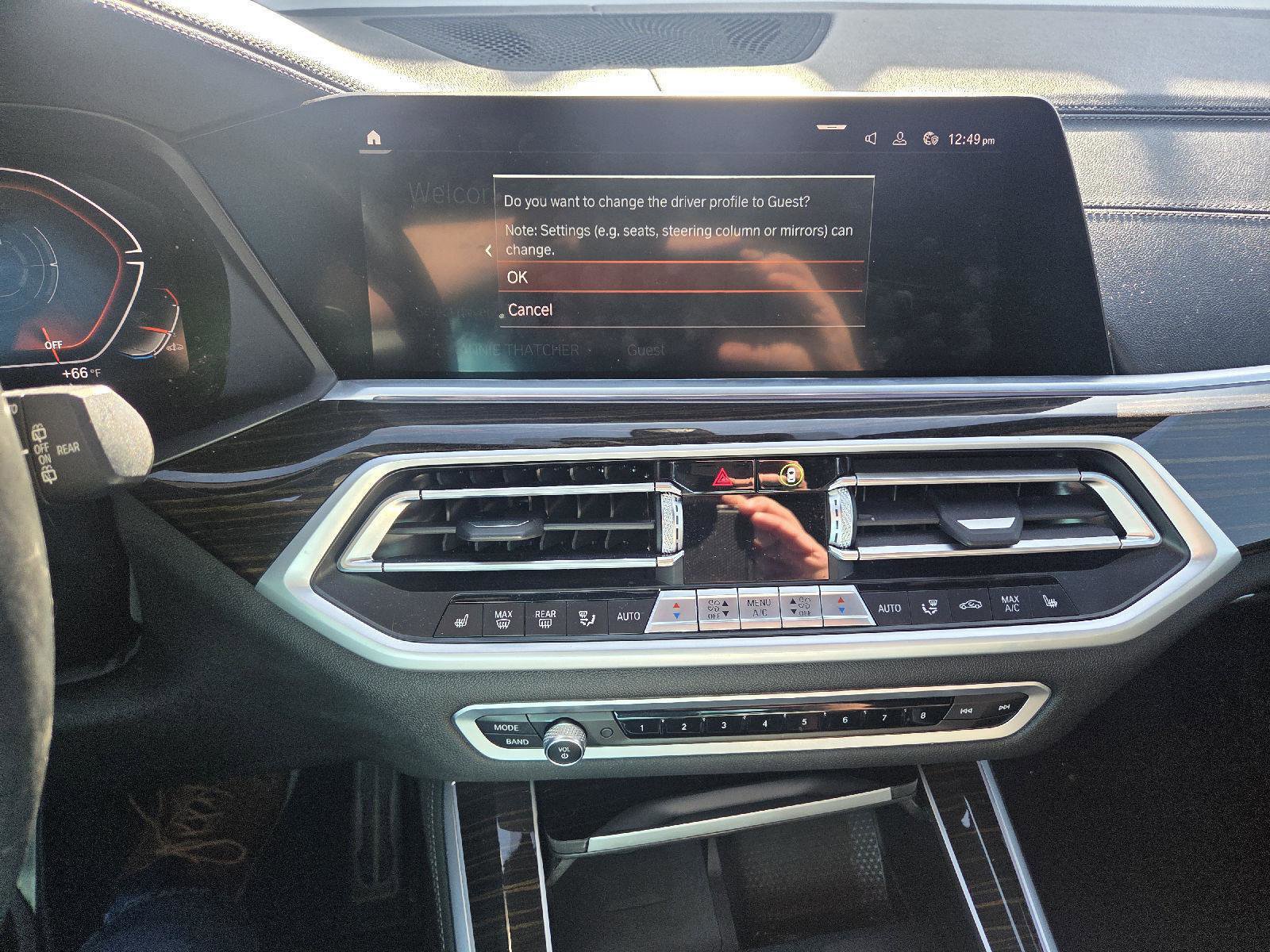 Used 2021 BMW X5 xDrive40i w/ M Sport Package image 19