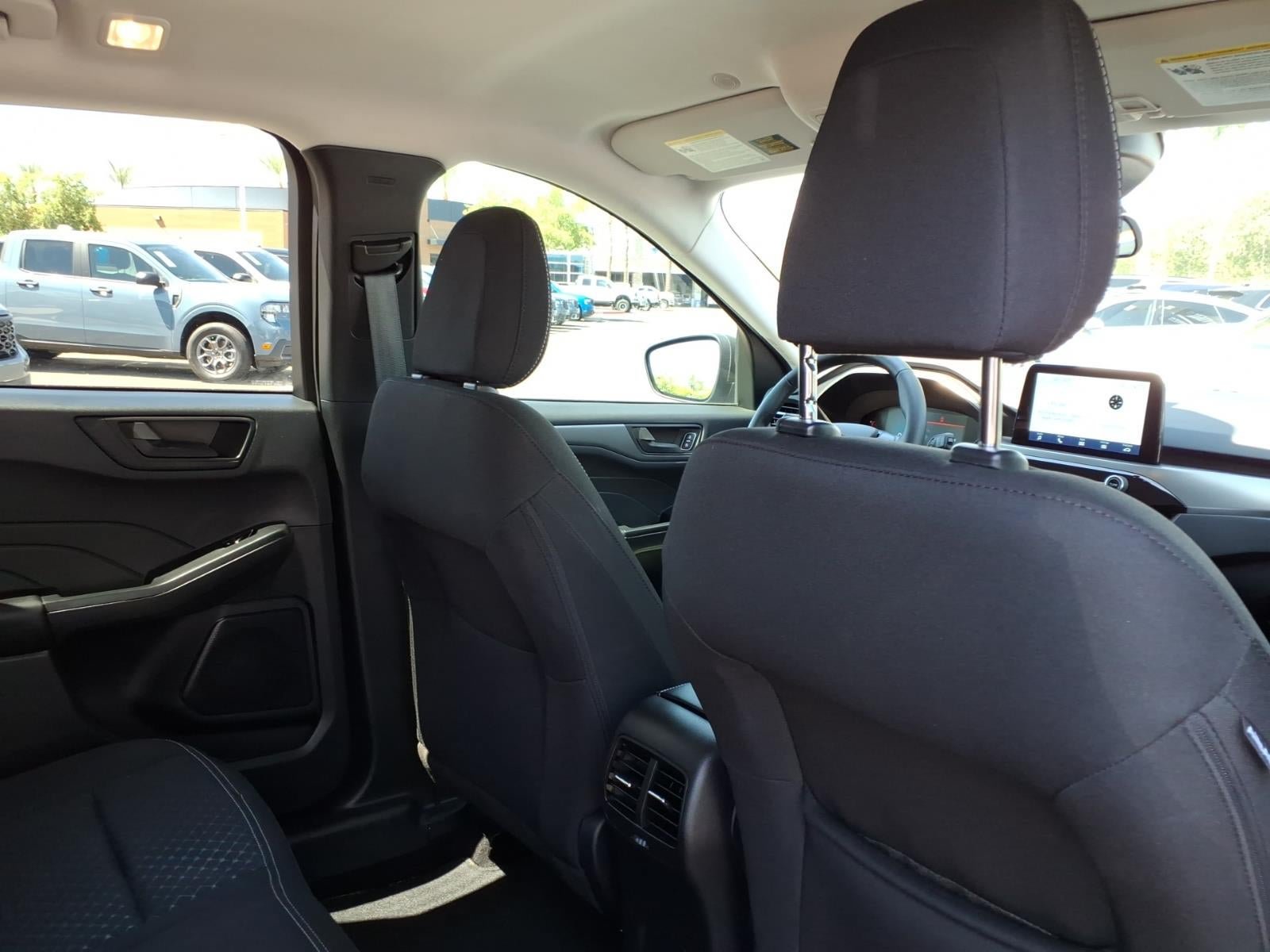Certified 2024 Ford Escape Active FWD image 13