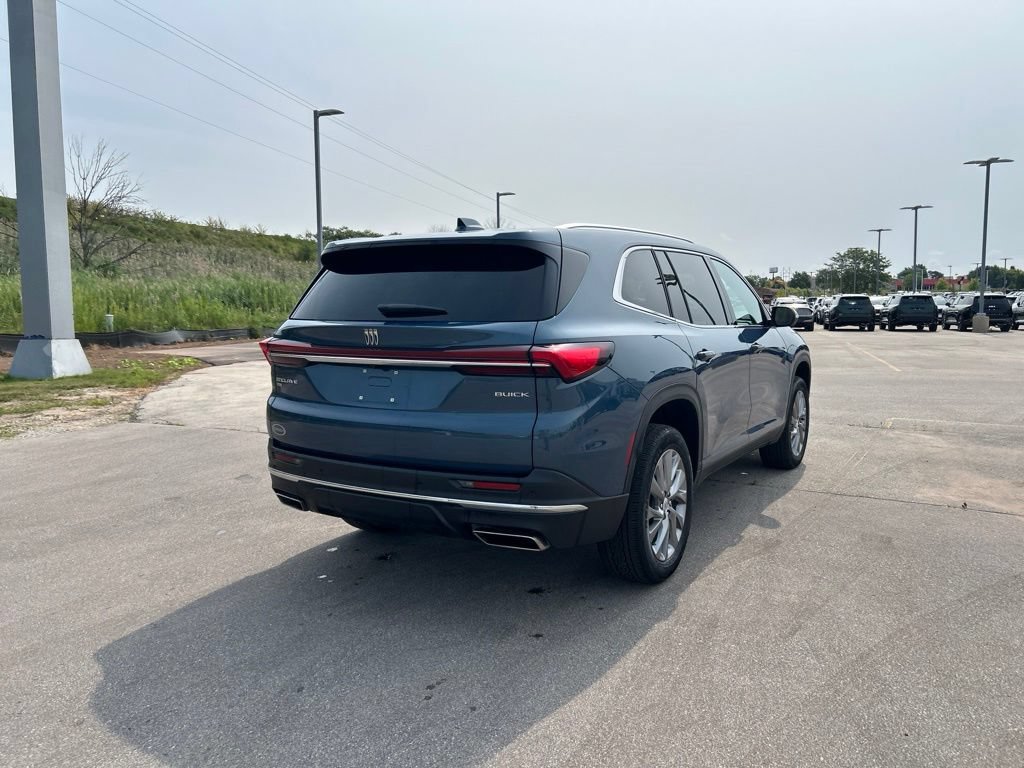 Used 2025 Buick Enclave Preferred w/ Trailering Package, 5000 lbs. AWD/4WD image 7