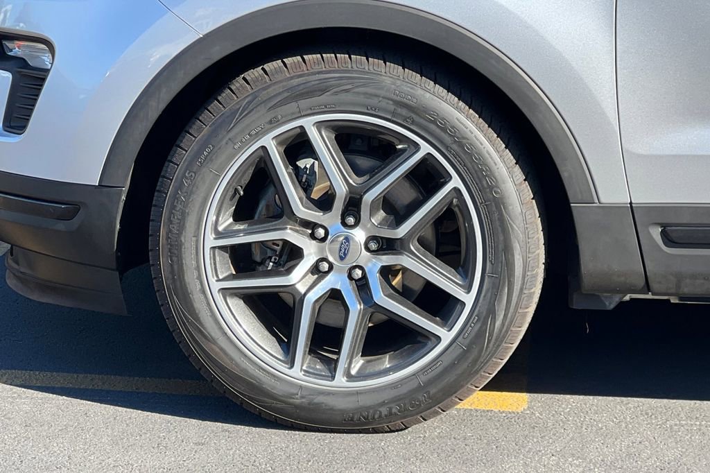 Certified 2018 Ford Explorer Sport w/ Equipment Group 401A image 29