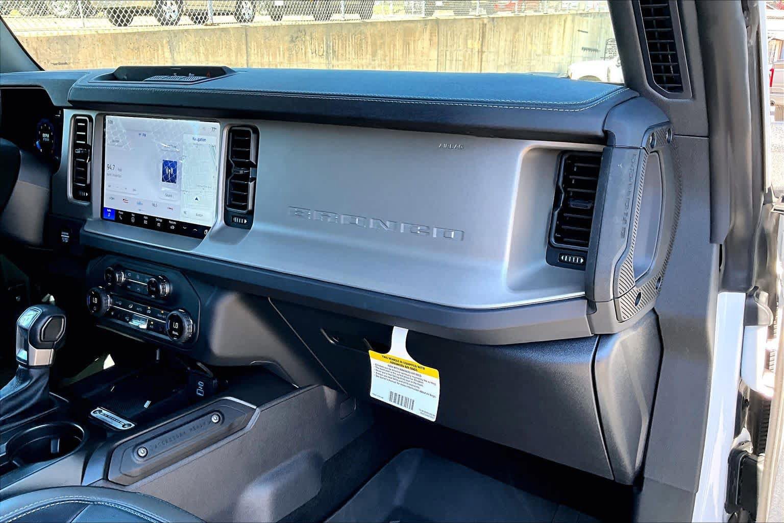 Certified 2025 Ford Bronco Outer Banks AWD/4WD image 20