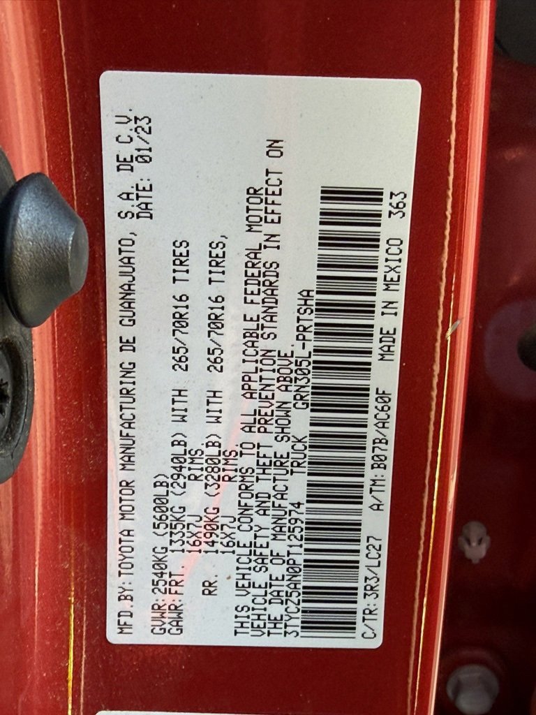 Used 2023 Toyota Tacoma TRD Off-Road image 34