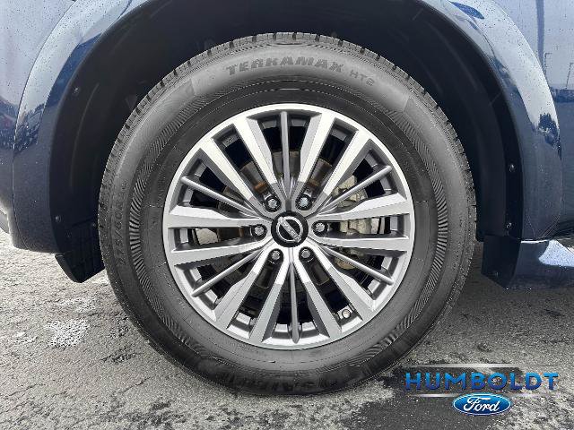 Used 2022 Nissan Armada SL w/ Captain's Chairs Package AWD/4WD image 10
