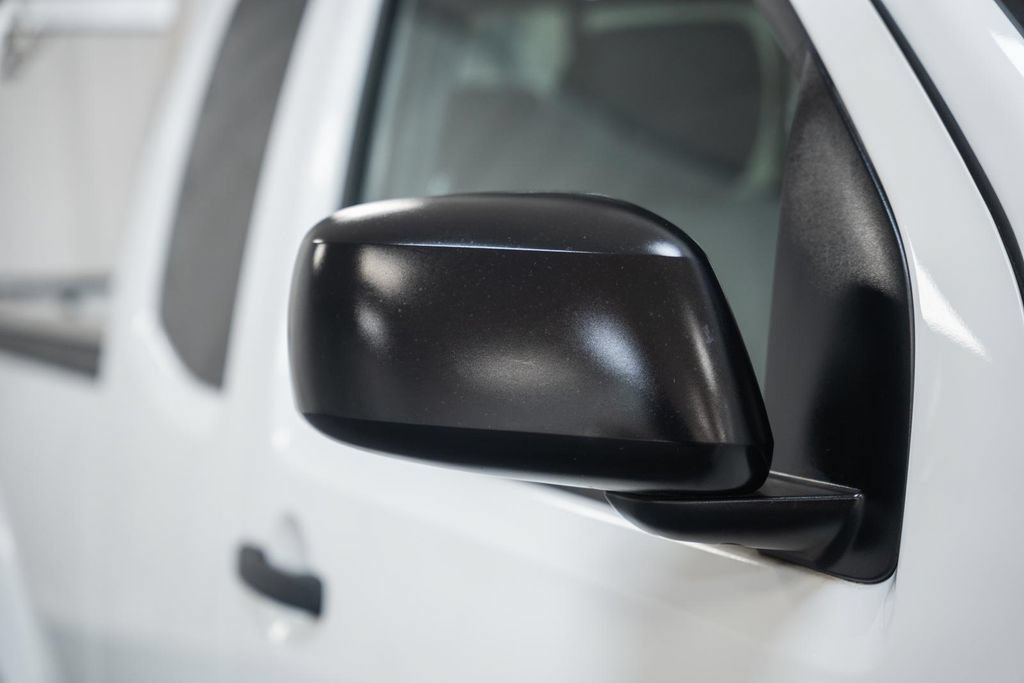 Used 2021 Nissan Frontier SV RWD image 11
