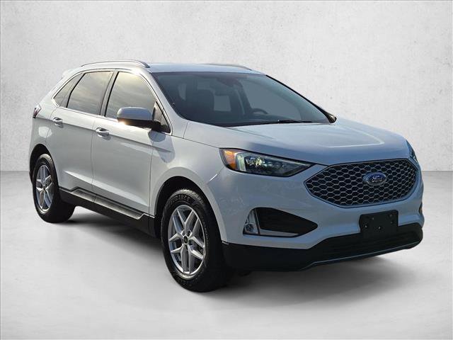 Certified 2023 Ford Edge SEL w/ Convenience Package AWD/4WD image 3