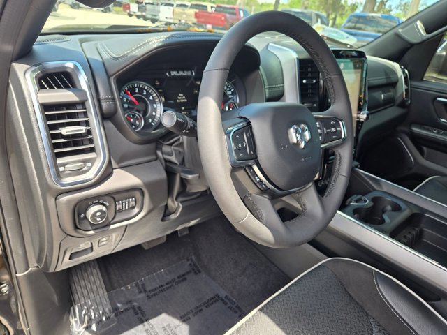 Used 2025 RAM 1500 Laramie image 10