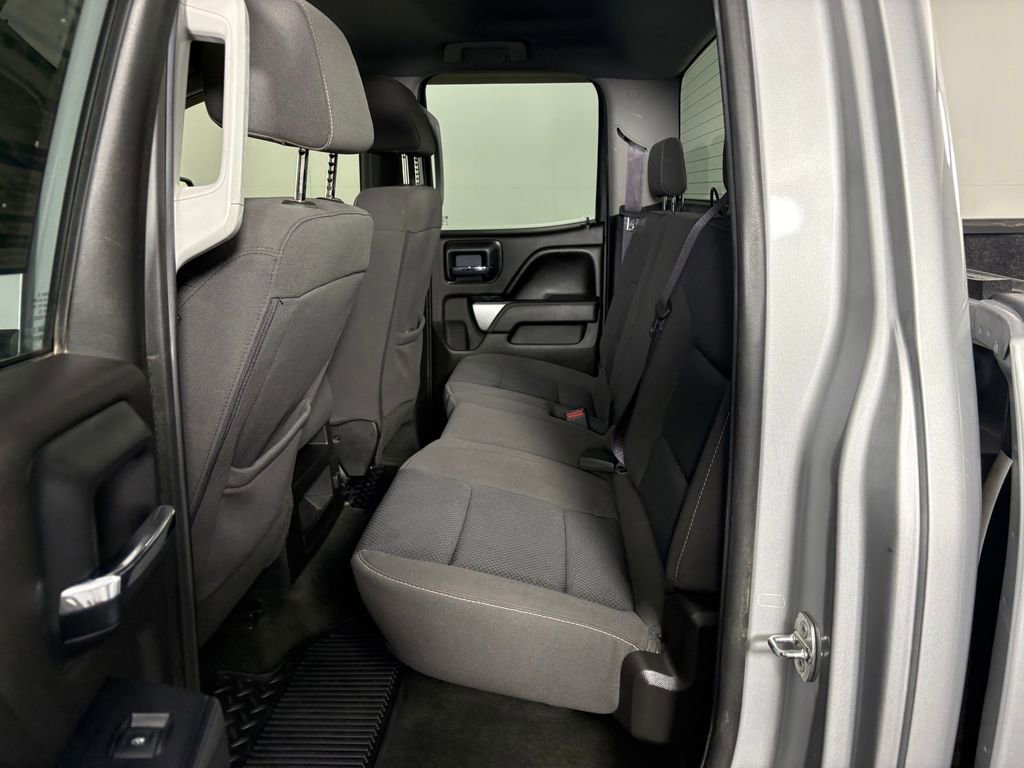 Used 2017 Chevrolet Silverado 1500 LT w/ All Star Edition AWD/4WD image 28