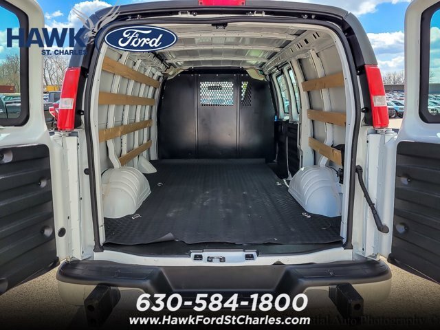 Used 2024 Chevrolet Express 2500 w/ Driver Convenience Package RWD image 16