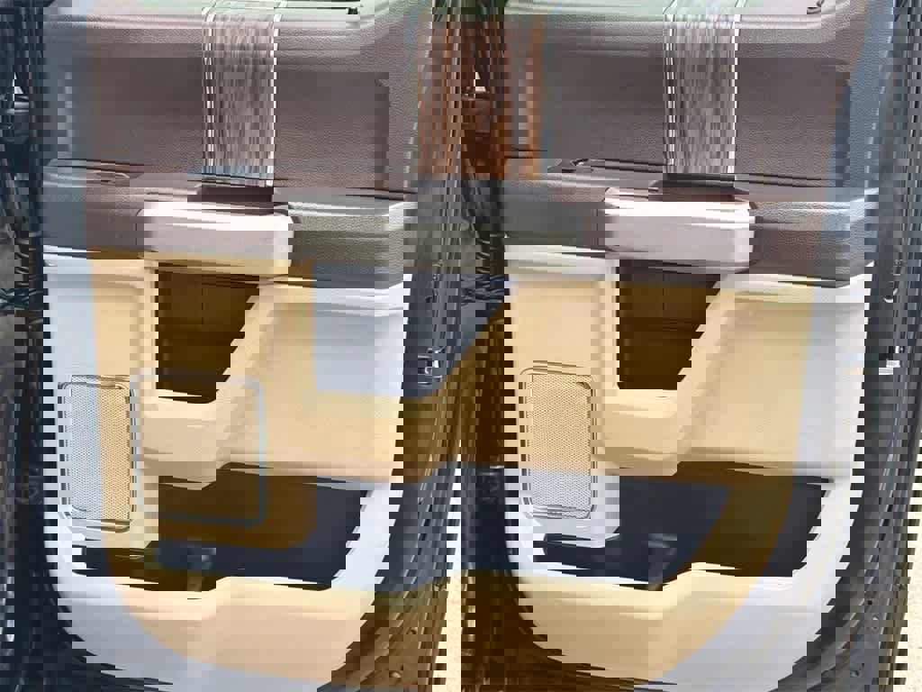 Certified 2020 Ford F150 Lariat w/ Equipment Group 502A Luxury image 15