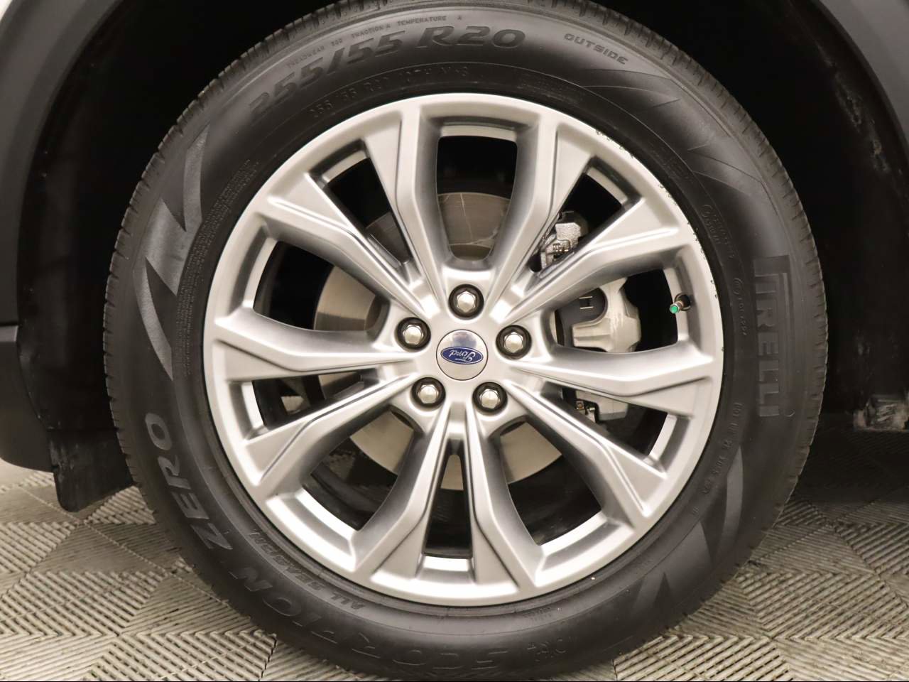 Certified 2022 Ford Explorer XLT w/ Equipment Group 202A image 6