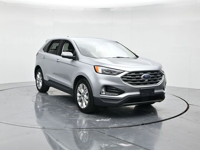 Certified 2022 Ford Edge Titanium w/ Equipment Group 301A image 4