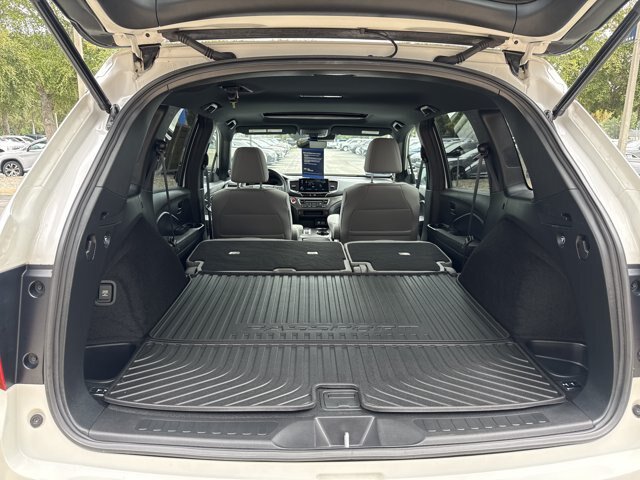 Used 2023 Honda Passport EX-L image 6
