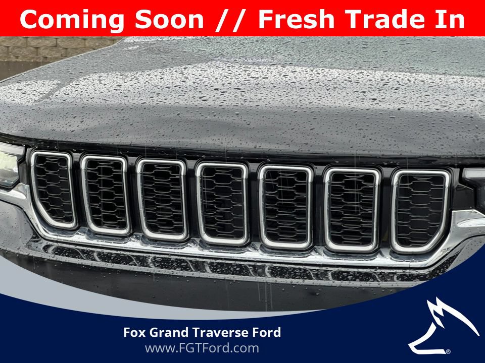 Used 2023 Jeep Grand Cherokee Limited AWD/4WD image 34