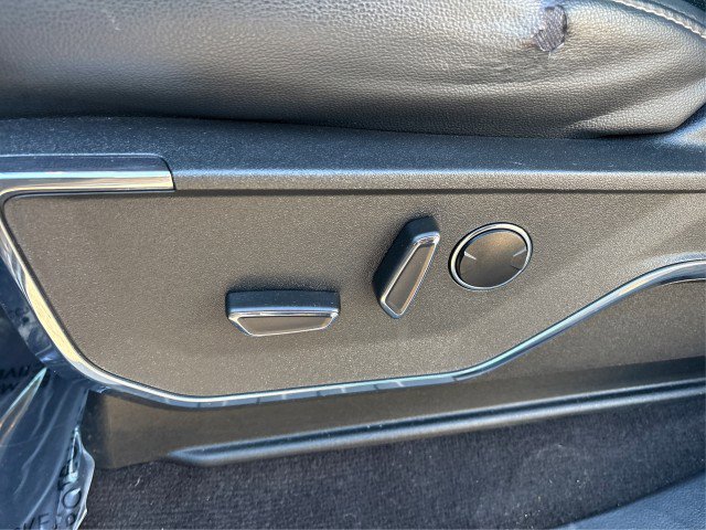 Certified 2022 Ford F150 Lariat w/ Equipment Group 502A High image 18