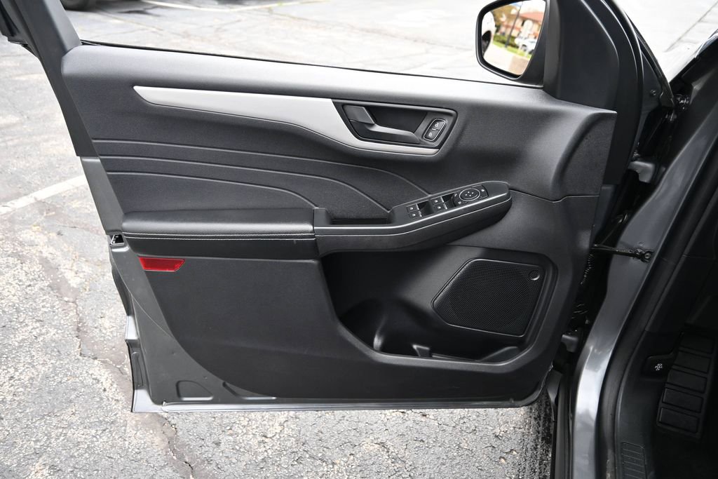 Certified 2022 Ford Escape SE w/ Convenience Package FWD image 19