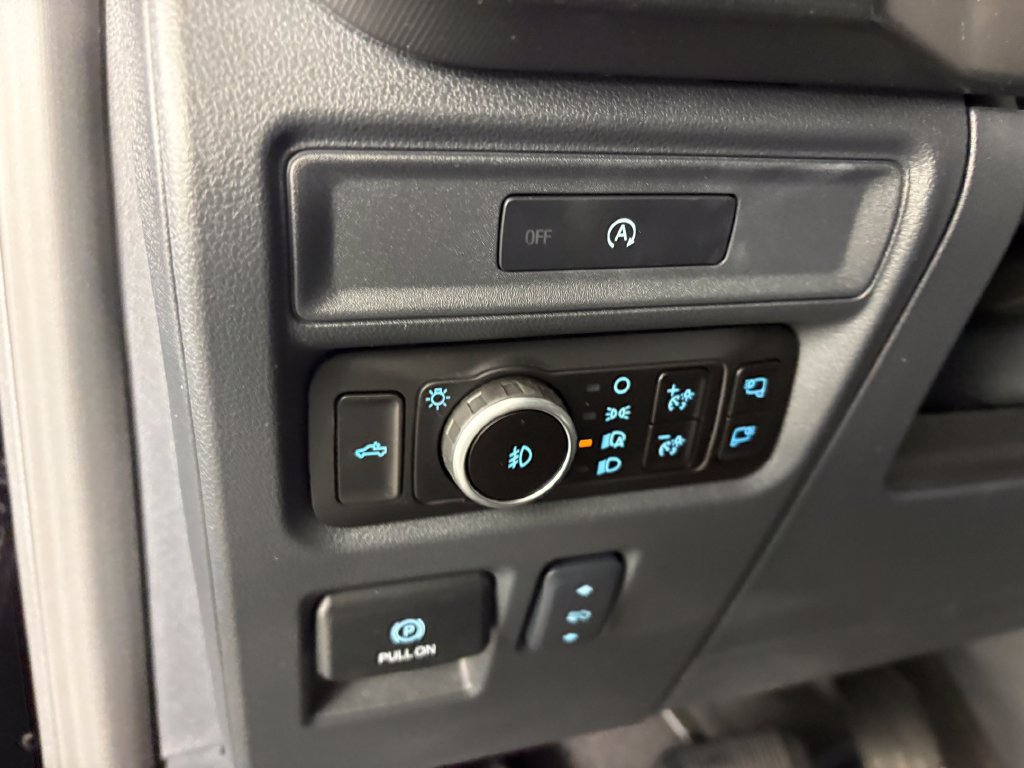 Certified 2025 Ford F150 Lariat AWD/4WD image 14