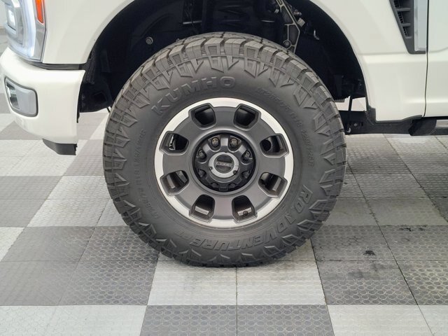 Certified 2024 Ford F250 Platinum w/ Tremor Off-Road Package AWD/4WD image 21