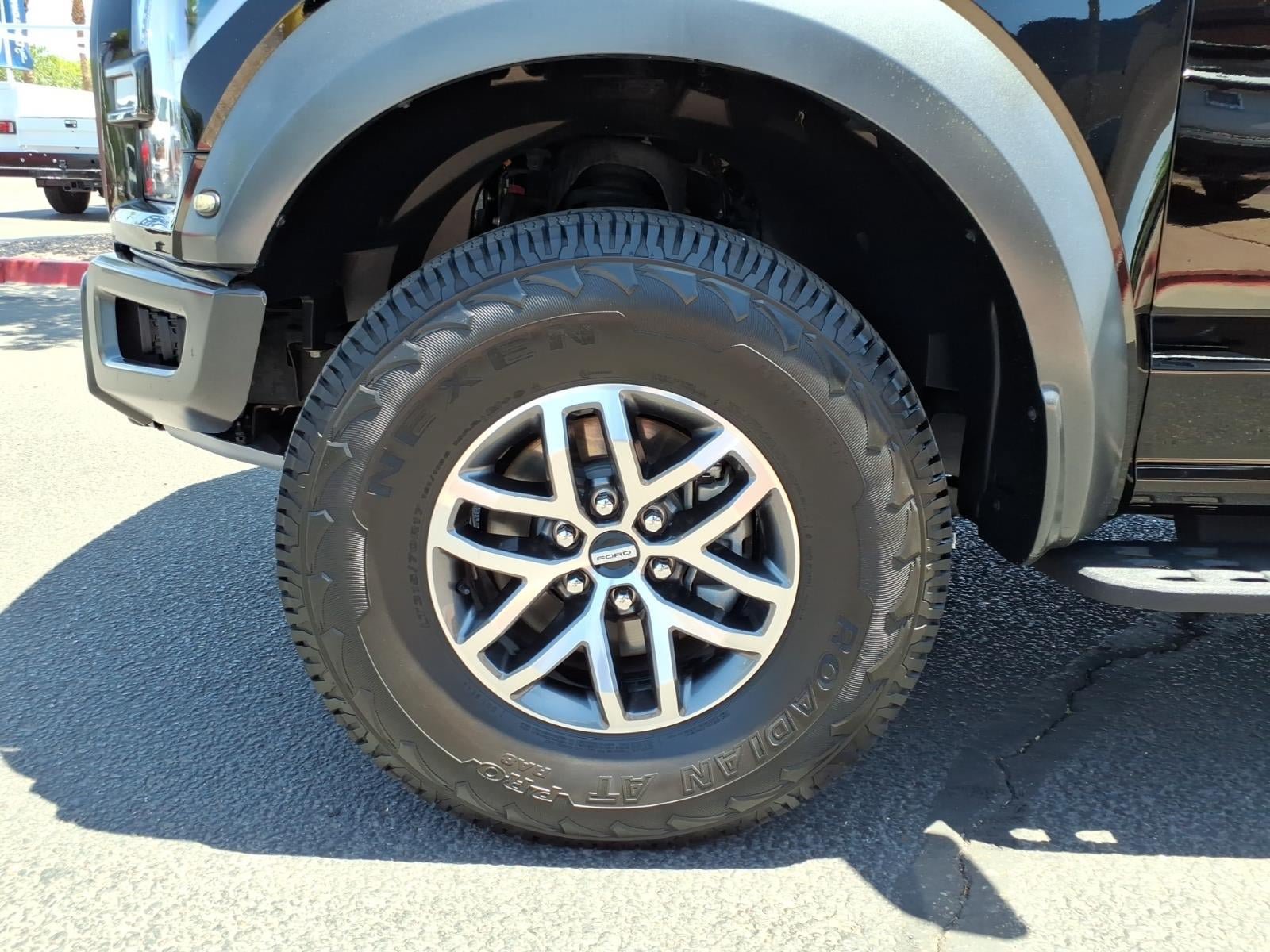 Certified 2018 Ford F150 Raptor w/ Equipment Group 802A Luxury AWD/4WD image 9