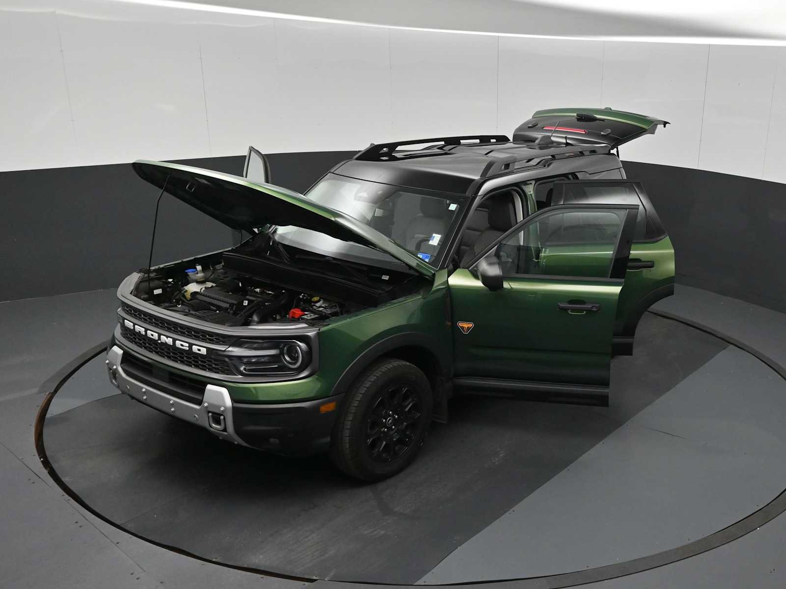 Certified 2025 Ford Bronco Sport Badlands w/ Badlands Tech Package AWD/4WD image 63