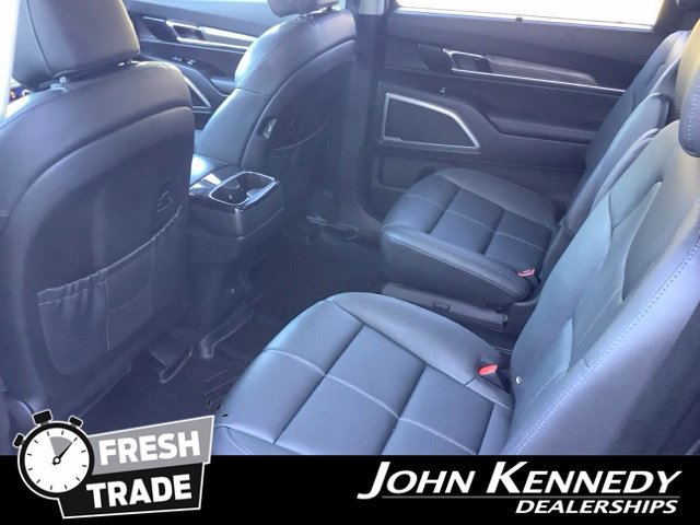 Used 2020 Kia Telluride EX w/ EX Premium Package AWD/4WD image 32