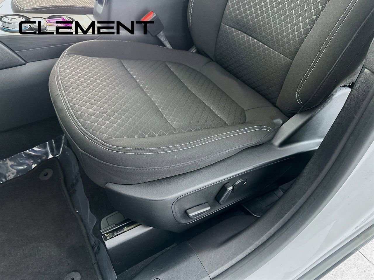 Certified 2023 Ford Escape Active image 28