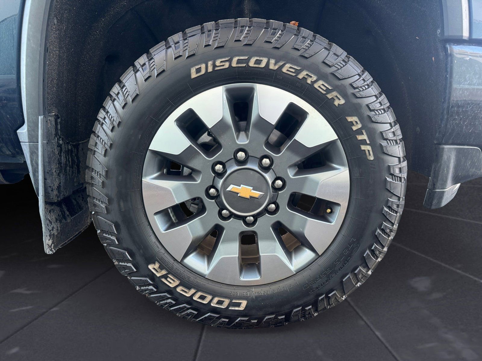 Used 2023 Chevrolet Silverado 2500 Custom w/ Custom Convenience Package image 14