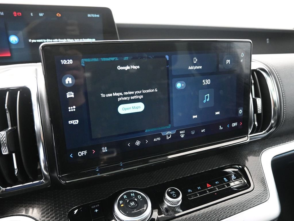 Certified 2025 Ford Expedition Platinum w/ Stealth Appearance Package image 43