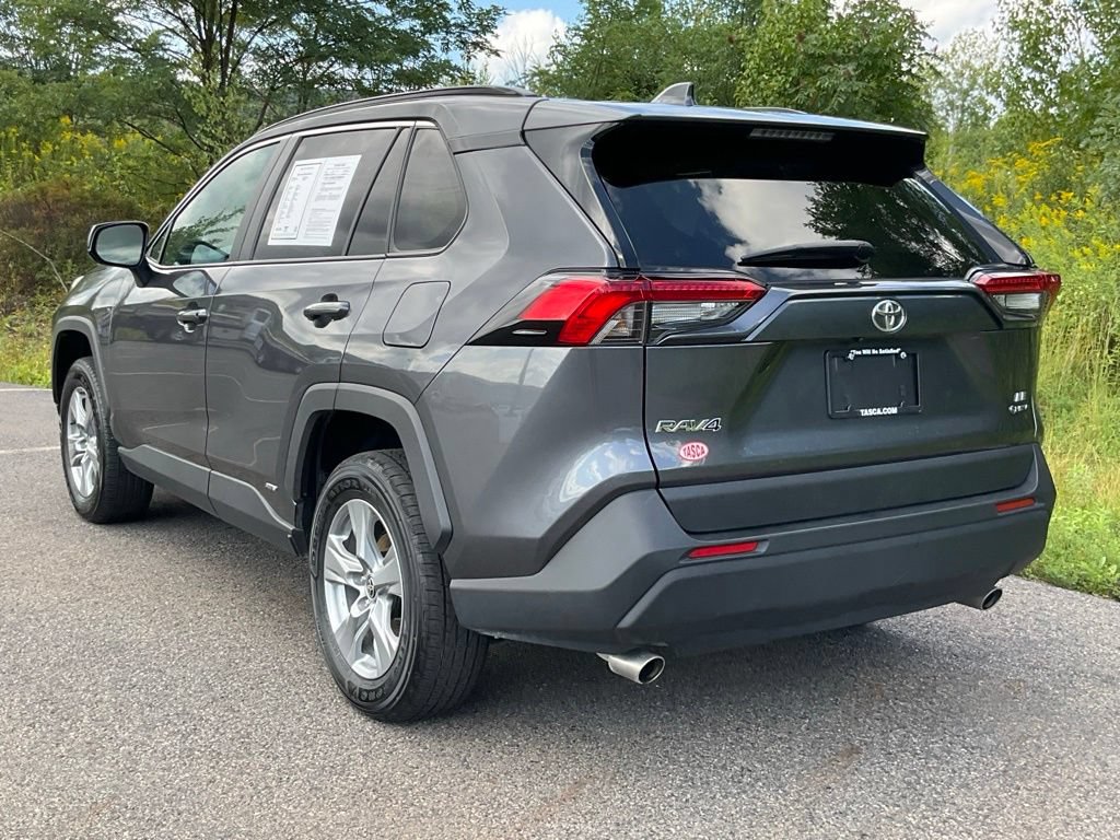 Used 2025 Toyota RAV4 LE AWD/4WD image 27