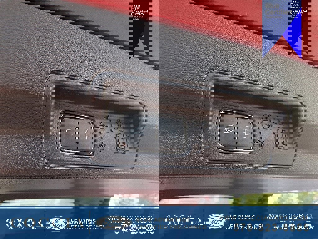 Certified 2022 Ford Explorer XLT w/ Equipment Group 202A image 29