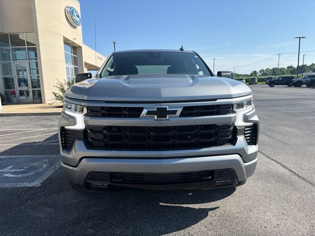 Used 2023 Chevrolet Silverado 1500 RST w/ Protection Package AWD/4WD image 2