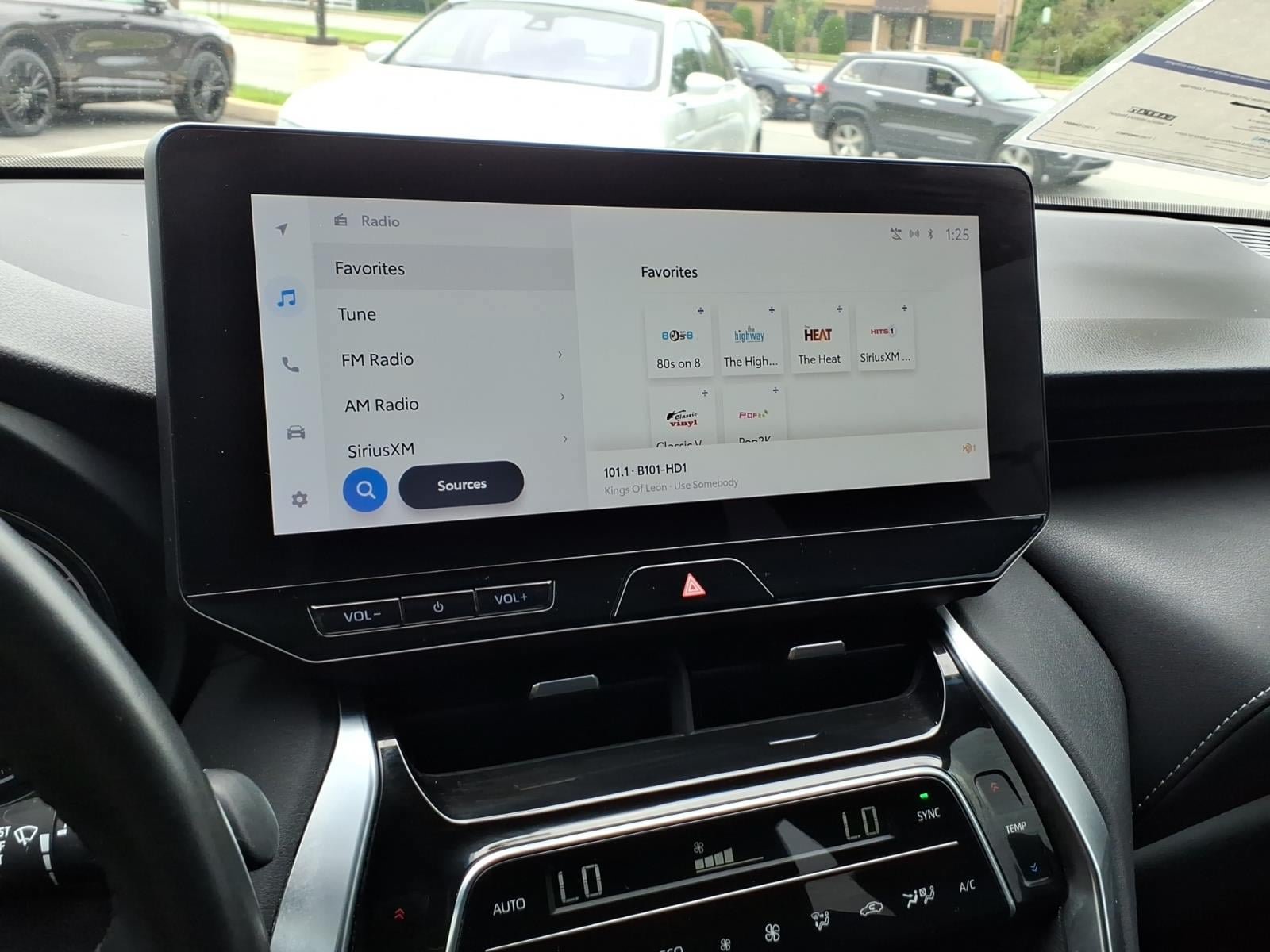 Used 2024 Toyota Venza Nightshade AWD/4WD image 19