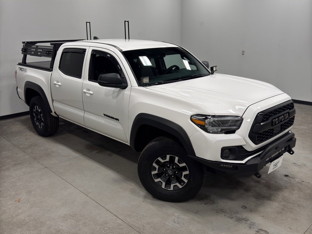 Used 2021 Toyota Tacoma TRD Off-Road image 32