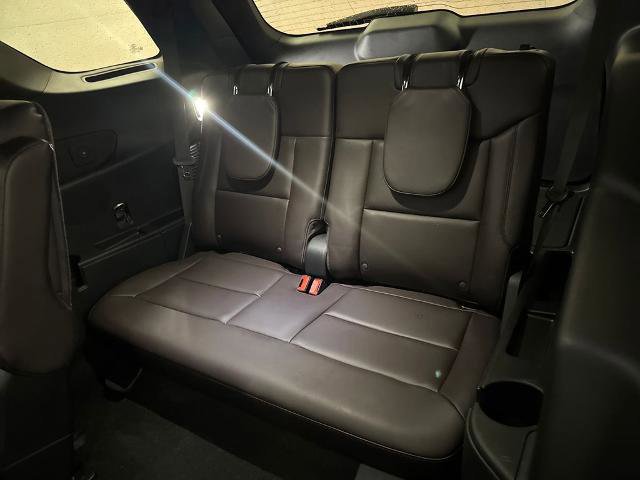 Certified 2025 Ford Explorer Platinum image 35