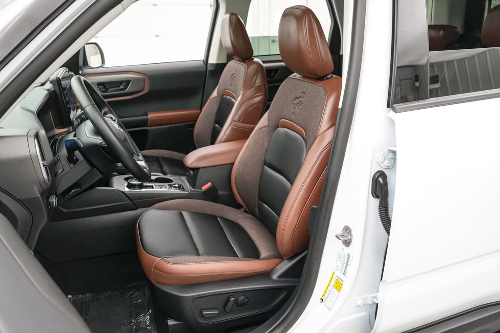 Certified 2025 Ford Bronco Sport Outer Banks w/ Outer Banks Tech Package+ image 12