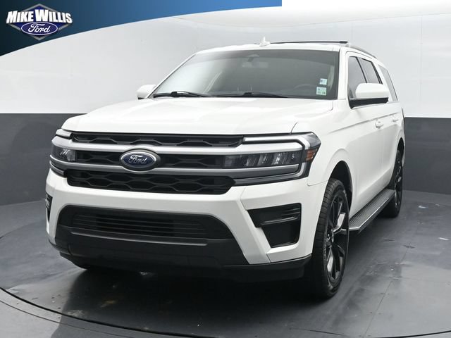 Certified 2022 Ford Expedition XLT RWD image 3