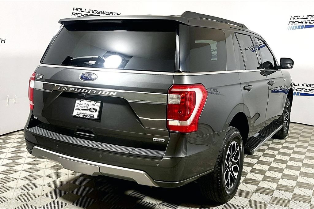 Certified 2018 Ford Expedition XLT w/ Equipment Group 202A AWD/4WD image 9