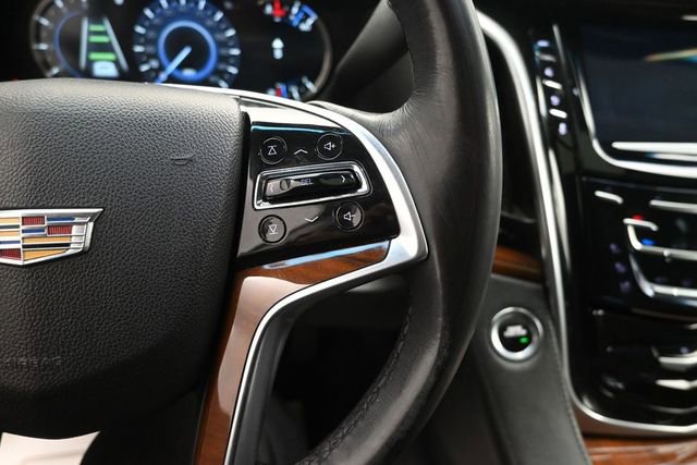 Used 2018 Cadillac Escalade Luxury AWD/4WD image 15