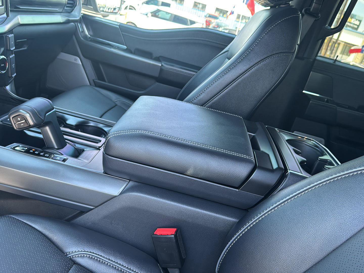 Certified 2025 Ford F150 Lariat w/ Equipment Group 501A Mid image 15