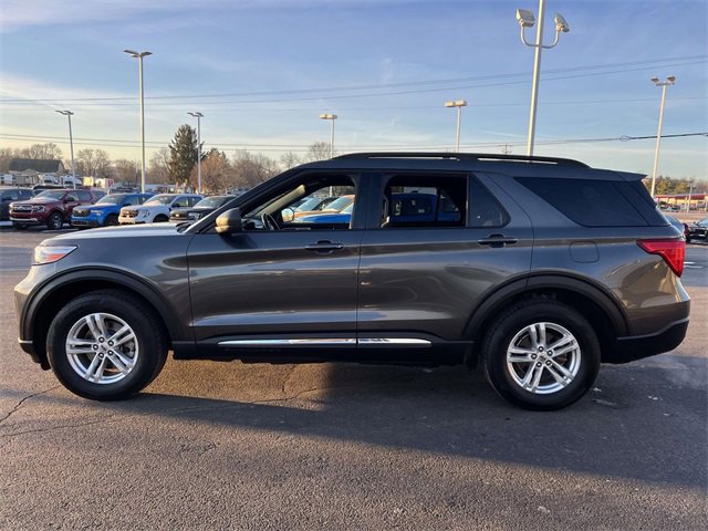 Certified 2020 Ford Explorer XLT w/ Comfort Package image 7