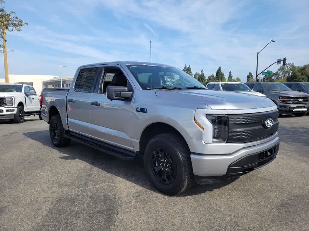 Certified 2025 Ford F150 Lightning XLT AWD/4WD image 7