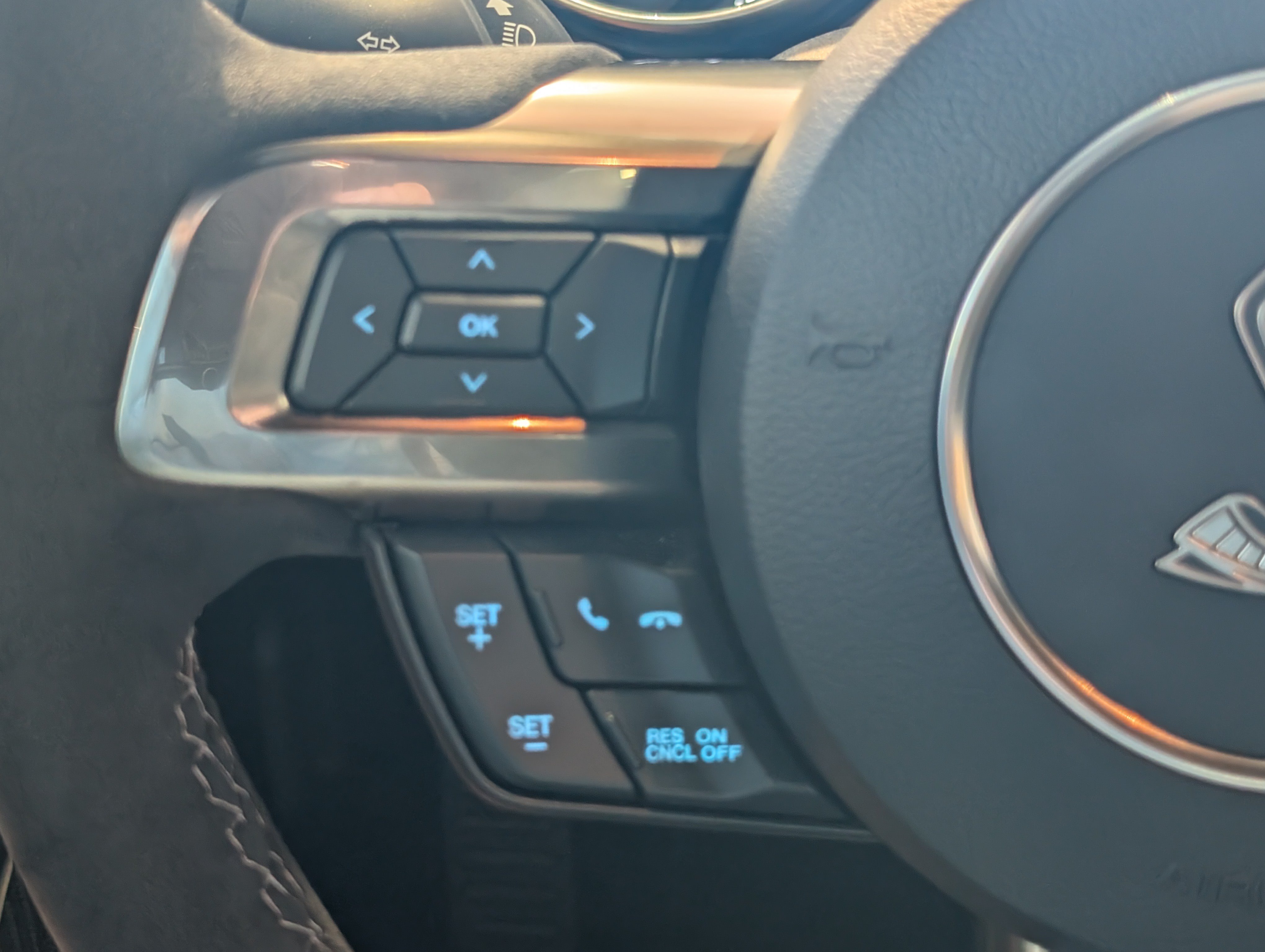 Certified 2020 Ford Mustang Shelby GT350 w/ Technology Package RWD image 19