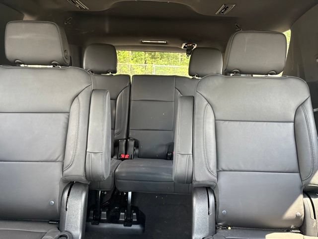 Used 2024 Chevrolet Tahoe Z71 w/ Luxury Package AWD/4WD image 11