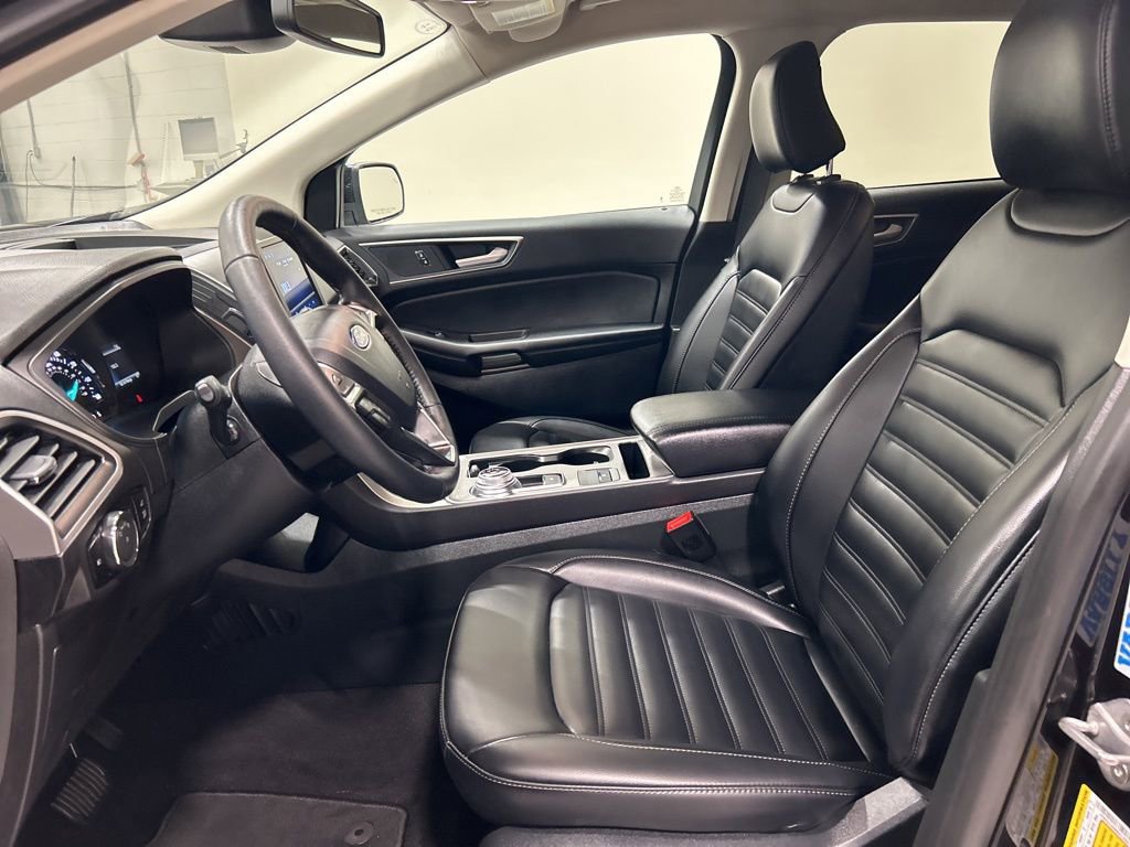 Certified 2024 Ford Edge SEL w/ Convenience Package AWD/4WD image 11