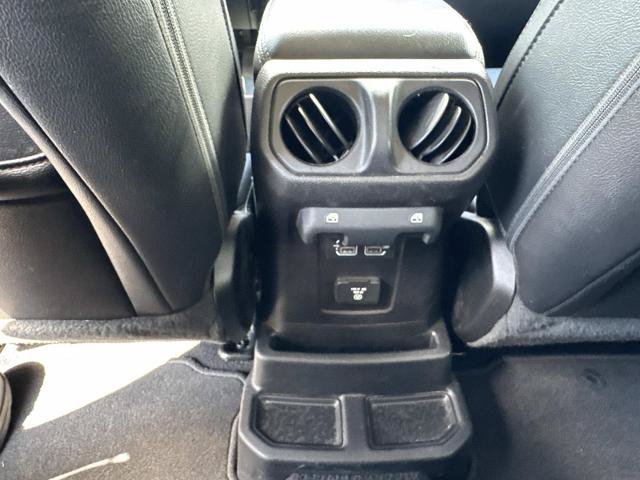 Used 2019 Jeep Wrangler Unlimited Sahara w/ Cold Weather Group AWD/4WD image 15