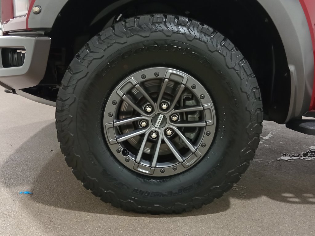 Certified 2019 Ford F150 Raptor w/ Equipment Group 802A Luxury AWD/4WD image 13