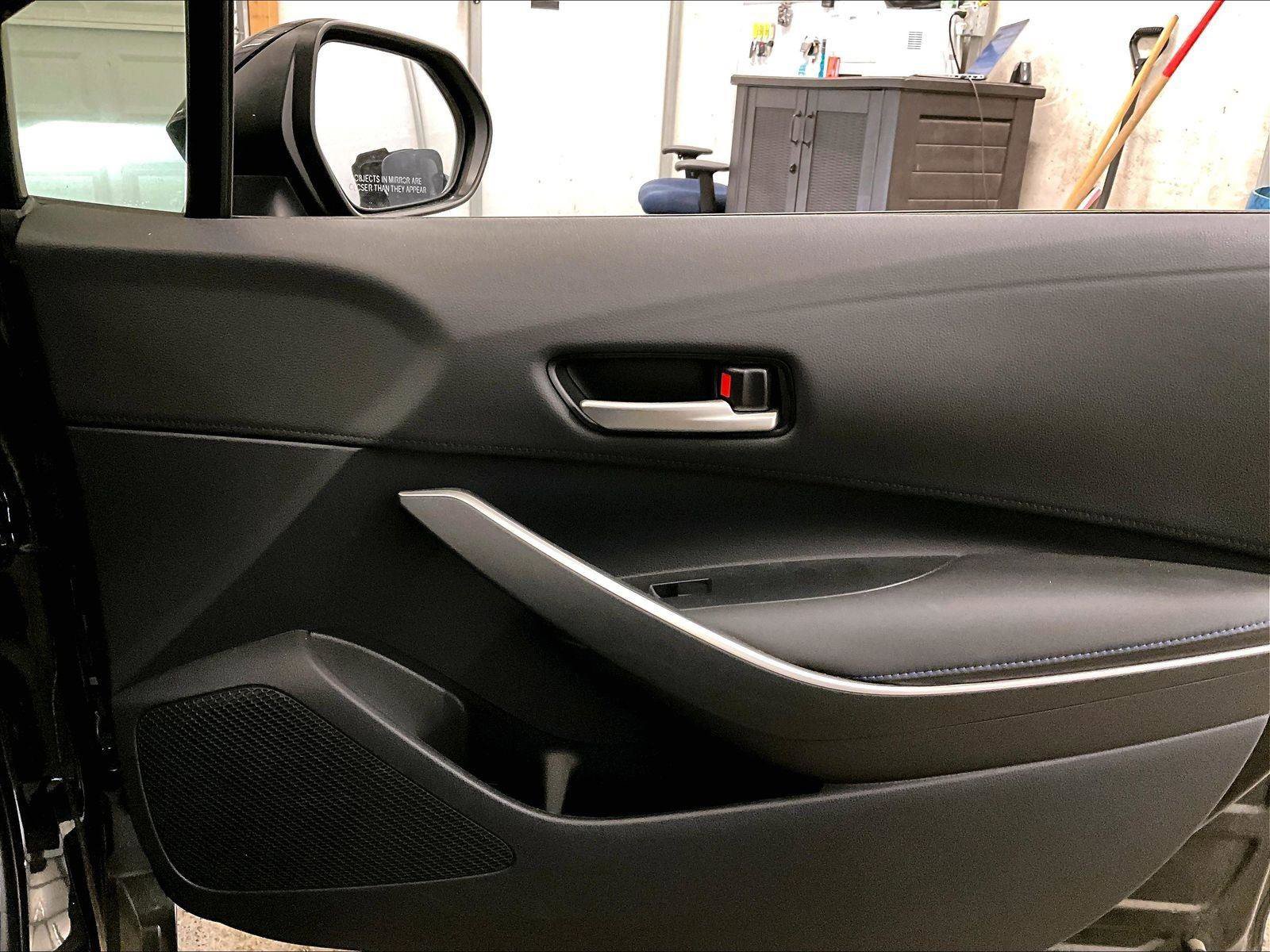 Used 2020 Toyota Corolla SE FWD image 23